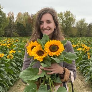 Meet your Posher, Maddie